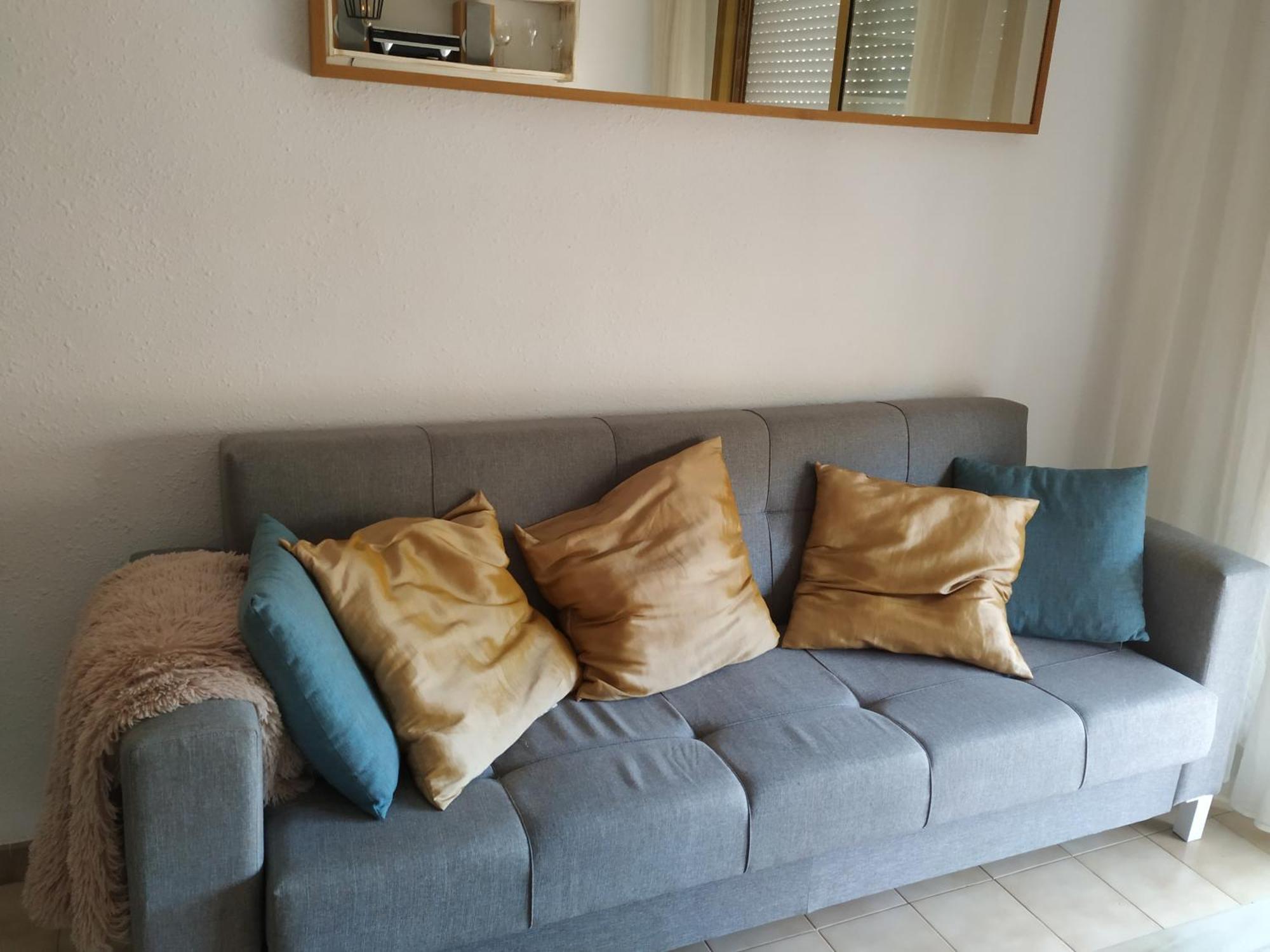 Optimist Apartment *